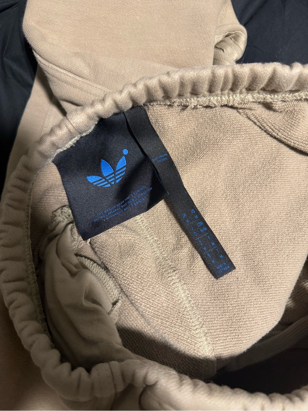 Joggers - Picture 3 of 3